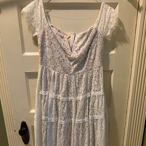 Lulu’s white midi lace dress